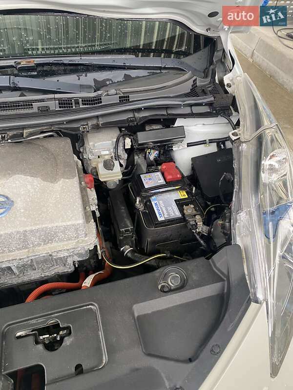 Хэтчбек Nissan Leaf 2014 в Ужгороде фото 14 Хэтчбек Nissan Leaf 2014 в Ужгороде