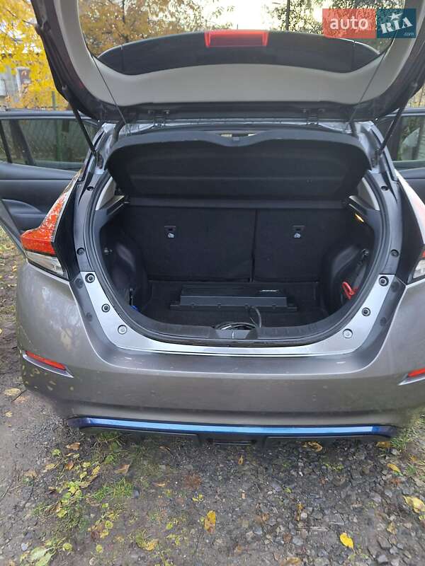 Хэтчбек Nissan Leaf 2018 в Харькове