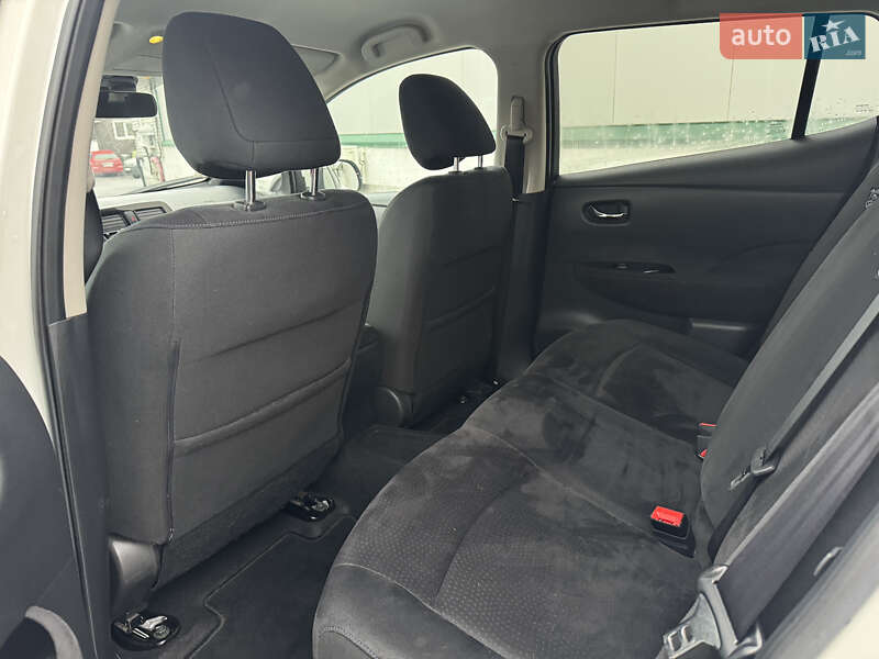Хэтчбек Nissan Leaf 2015 в Виннице фото 11 Хэтчбек Nissan Leaf 2015 в Виннице