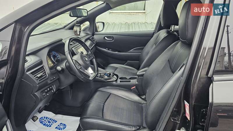Хэтчбек Nissan Leaf 2018 в Киеве фото 11 Хэтчбек Nissan Leaf 2018 в Киеве