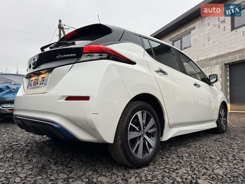 Хэтчбек Nissan Leaf 2021 в Луцке