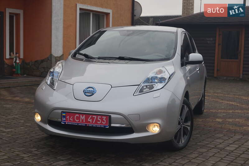 Хетчбек Nissan Leaf 2011 в Самборі фото 4 Хетчбек Nissan Leaf 2011 в Самборі