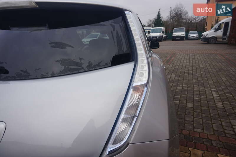 Хетчбек Nissan Leaf 2011 в Самборі фото 24 Хетчбек Nissan Leaf 2011 в Самборі