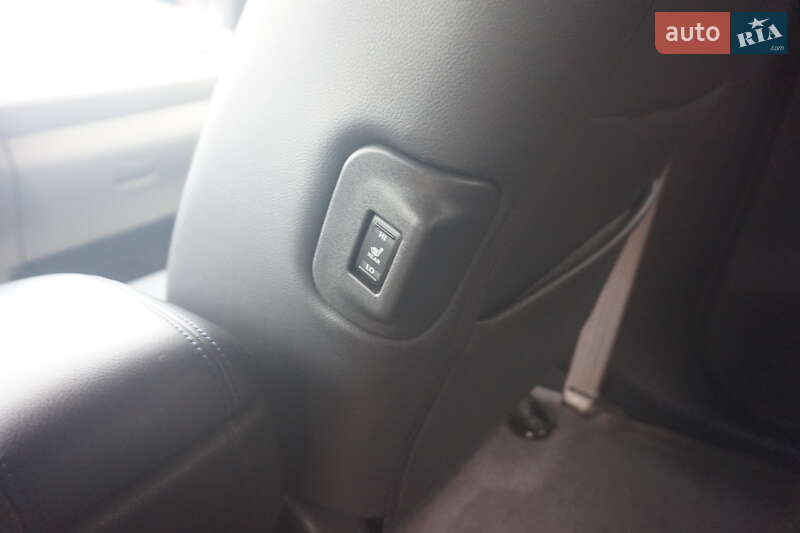 Хетчбек Nissan Leaf 2011 в Самборі фото 50 Хетчбек Nissan Leaf 2011 в Самборі