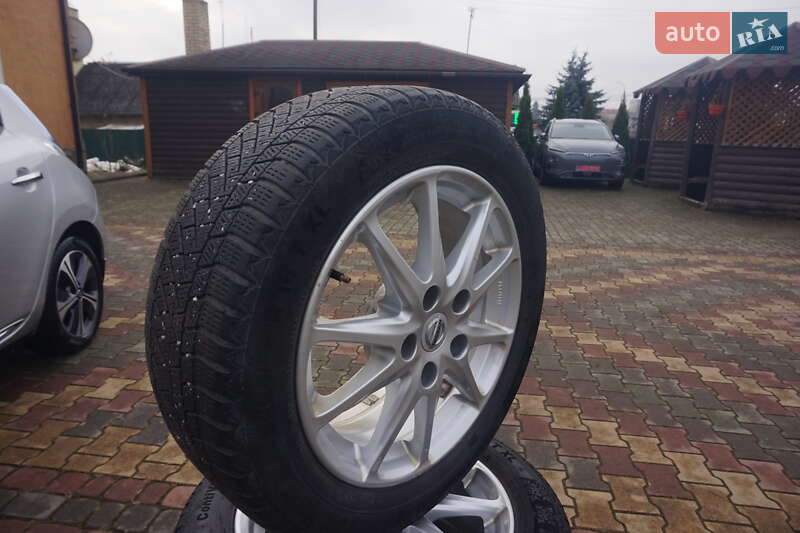 Хетчбек Nissan Leaf 2011 в Самборі фото 75 Хетчбек Nissan Leaf 2011 в Самборі