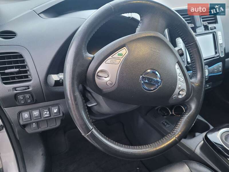 Хэтчбек Nissan Leaf 2014 в Киеве фото 10 Хэтчбек Nissan Leaf 2014 в Киеве