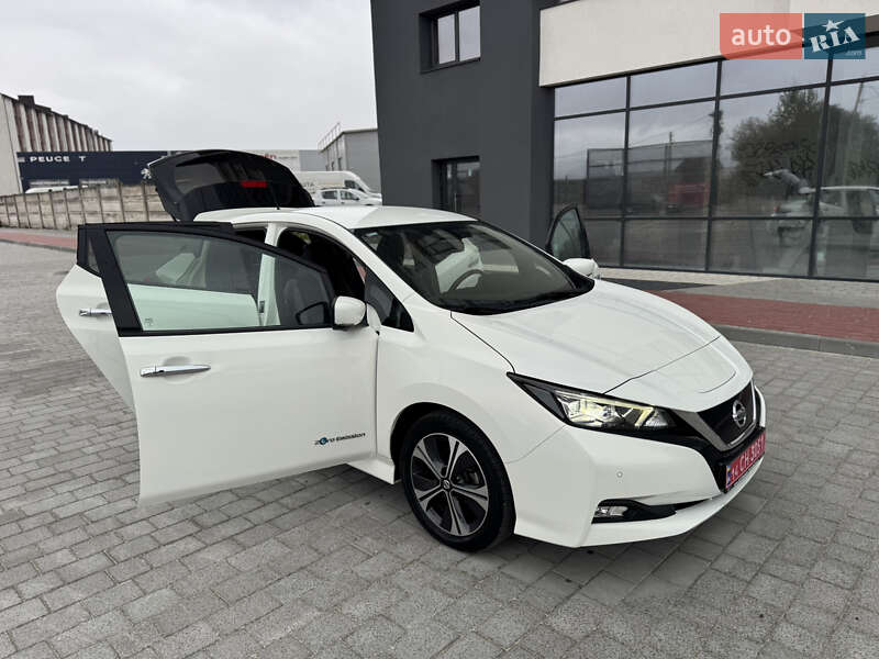 Хетчбек Nissan Leaf 2019 в Івано-Франківську