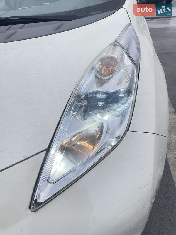 Хетчбек Nissan Leaf 2012 в Києві фото 7 Хетчбек Nissan Leaf 2012 в Києві