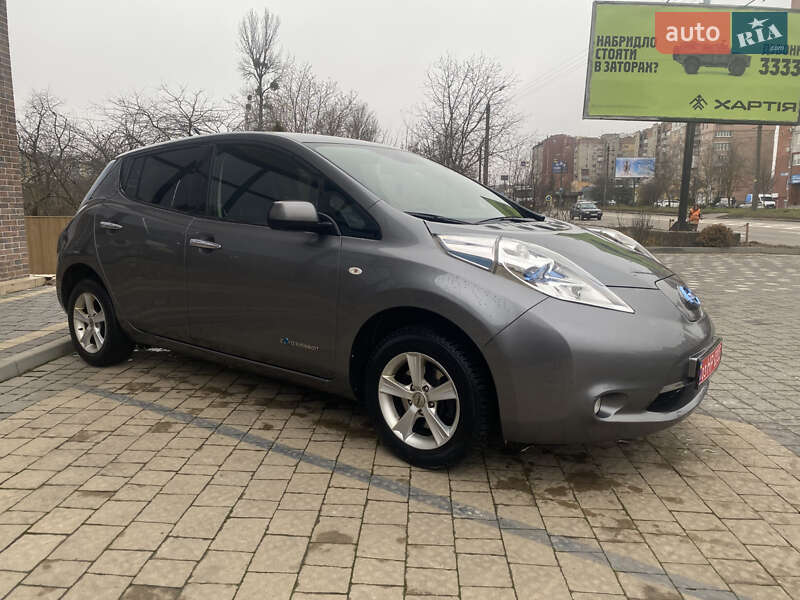 Хэтчбек Nissan Leaf 2014 в Ивано-Франковске