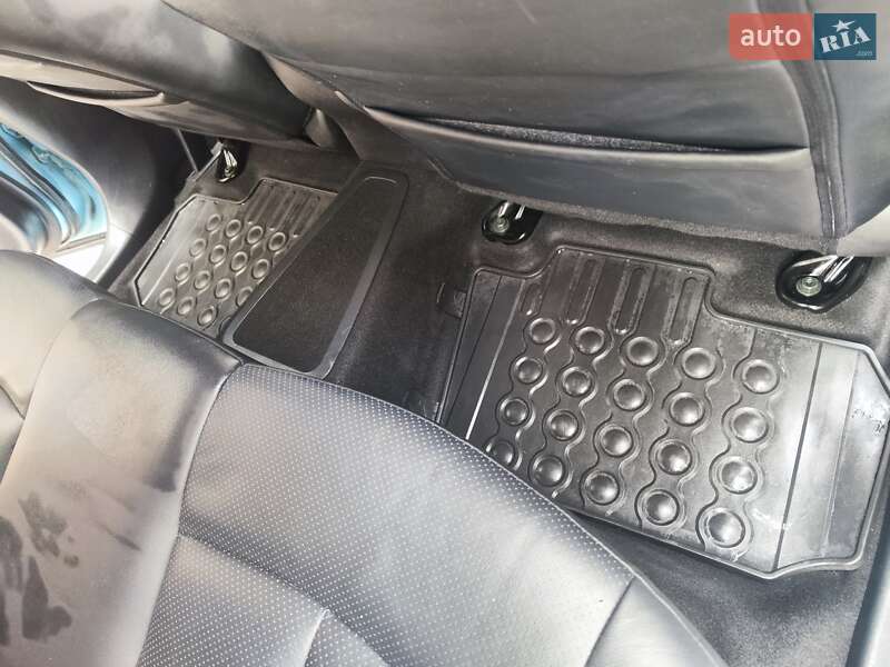 Хэтчбек Nissan Leaf 2016 в Львове