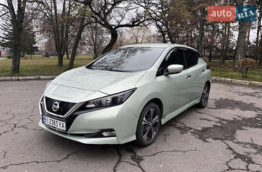 Хэтчбек Nissan Leaf 2018 в Кременчуге