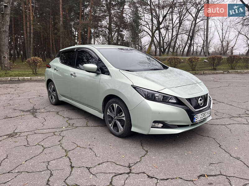 Хэтчбек Nissan Leaf 2018 в Кременчуге фото 4 Хэтчбек Nissan Leaf 2018 в Кременчуге