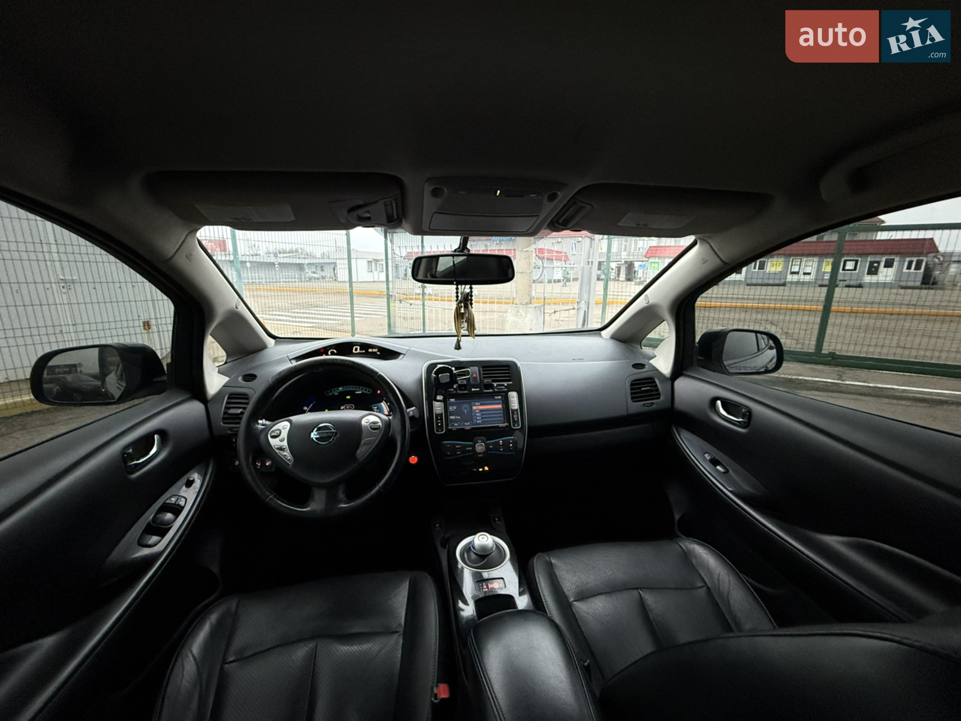 2015 Nissan Leaf - мініатюра 16
