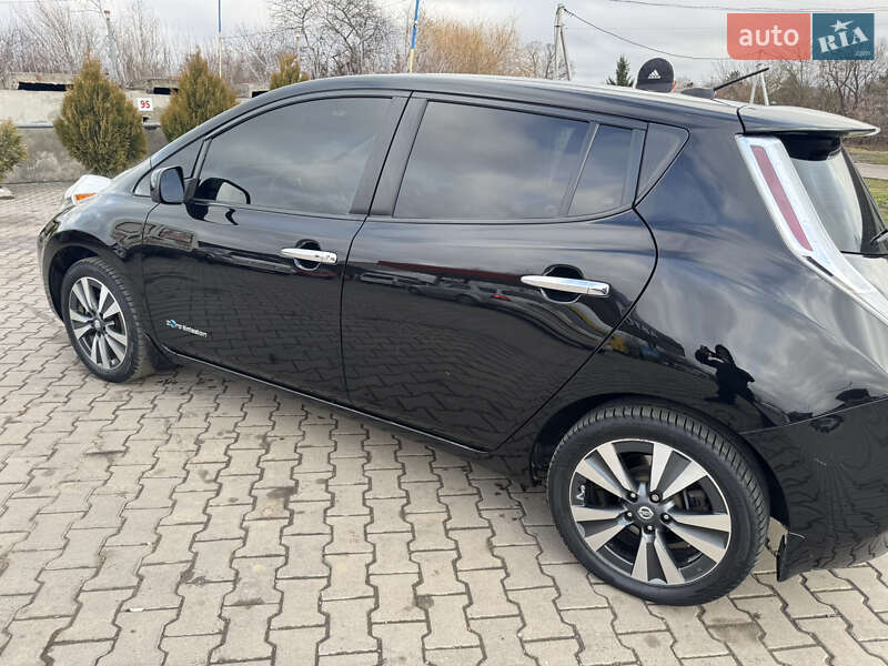 Хэтчбек Nissan Leaf 2017 в Коломые