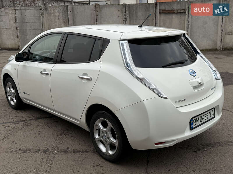 Хэтчбек Nissan Leaf 2014 в Сумах