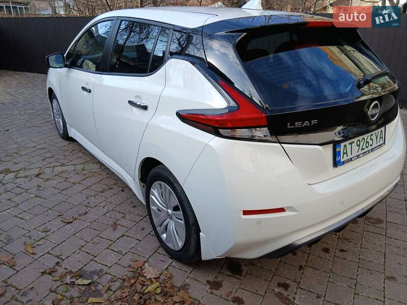 Хэтчбек Nissan Leaf 2023 в Ивано-Франковске