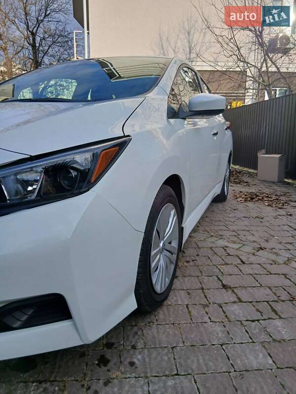 Хэтчбек Nissan Leaf 2023 в Ивано-Франковске