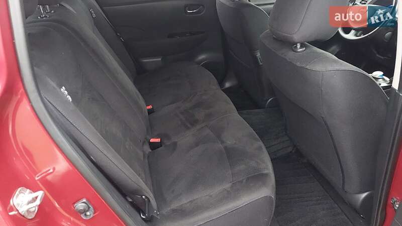 Хэтчбек Nissan Leaf 2015 в Фастове