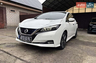 Хэтчбек Nissan Leaf 2020 в Черкассах