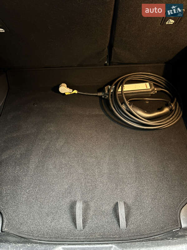 Хэтчбек Nissan Leaf 2020 в Черкассах