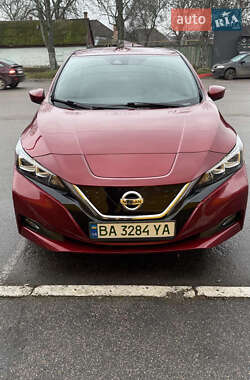 Хэтчбек Nissan Leaf 2018 в Кропивницком