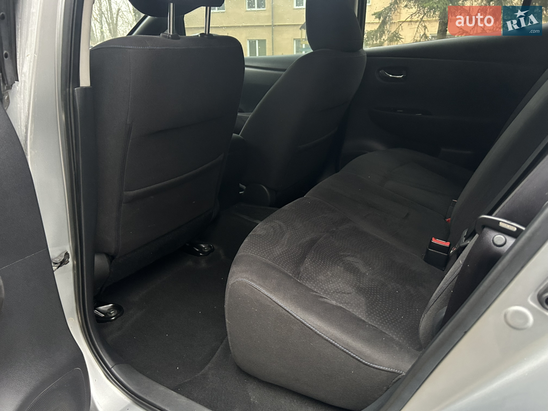 2015 Nissan Leaf - мініатюра 11