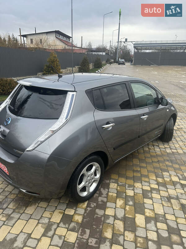 Хетчбек Nissan Leaf 2015 в Чернівцях фото 4 Хетчбек Nissan Leaf 2015 в Чернівцях