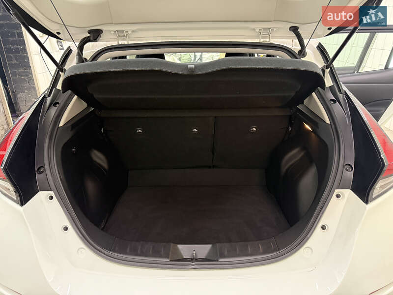Хэтчбек Nissan Leaf 2022 в Днепре фото 18 Хэтчбек Nissan Leaf 2022 в Днепре