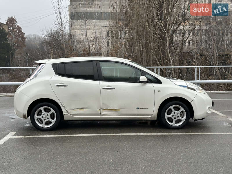 Хэтчбек Nissan Leaf 2017 в Киеве фото 4 Хэтчбек Nissan Leaf 2017 в Киеве