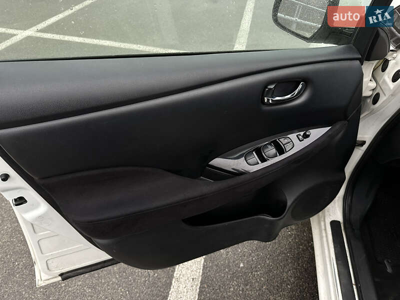 Хэтчбек Nissan Leaf 2017 в Киеве фото 16 Хэтчбек Nissan Leaf 2017 в Киеве