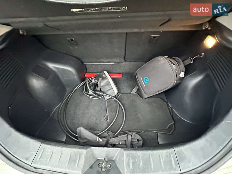 Хэтчбек Nissan Leaf 2017 в Киеве фото 36 Хэтчбек Nissan Leaf 2017 в Киеве