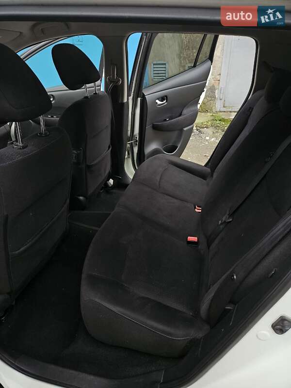 Хетчбек Nissan Leaf 2013 в Тернополі