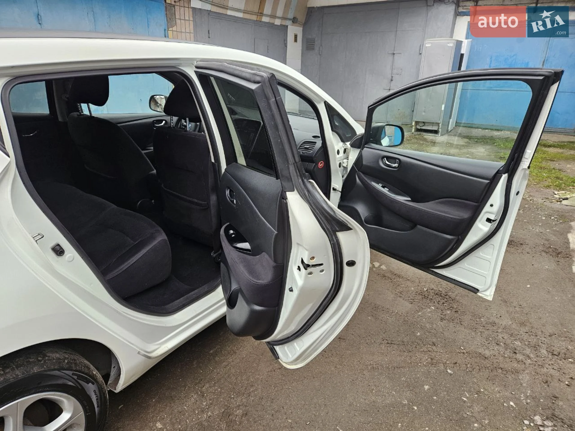 2013 Nissan Leaf - мініатюра 10