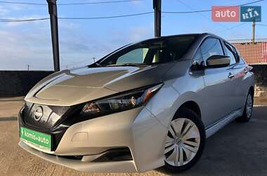 Хэтчбек Nissan Leaf 2023 в Виннице
