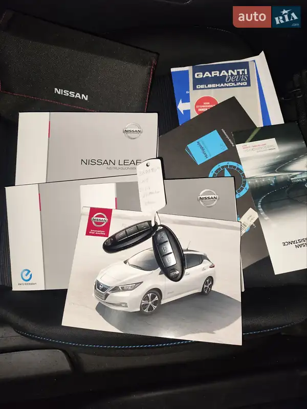 Хэтчбек Nissan Leaf 2018 в Золочеве документ