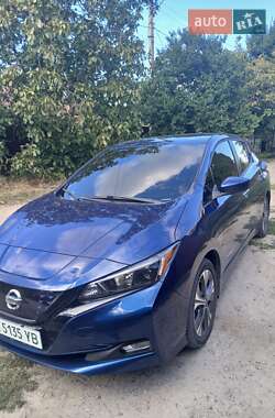 Хэтчбек Nissan Leaf 2018 в Днепре