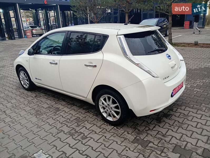 Хэтчбек Nissan Leaf 2014 в Ровно фото 5 Хэтчбек Nissan Leaf 2014 в Ровно