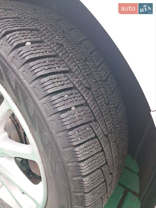 Хэтчбек Nissan Leaf 2014 в Ровно фото 9 Хэтчбек Nissan Leaf 2014 в Ровно