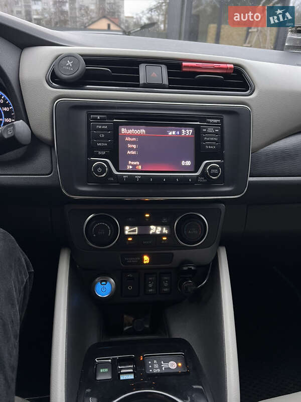 Хетчбек Nissan Leaf 2019 в Житомирі