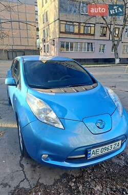 Хетчбек Nissan Leaf 2012 в Кривому Розі