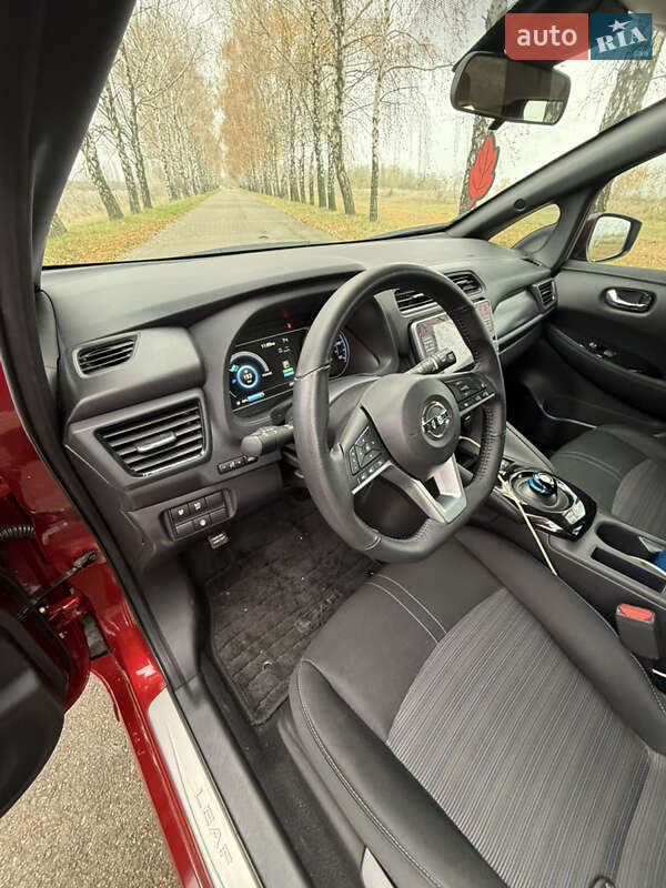 Хэтчбек Nissan Leaf 2020 в Переяславе