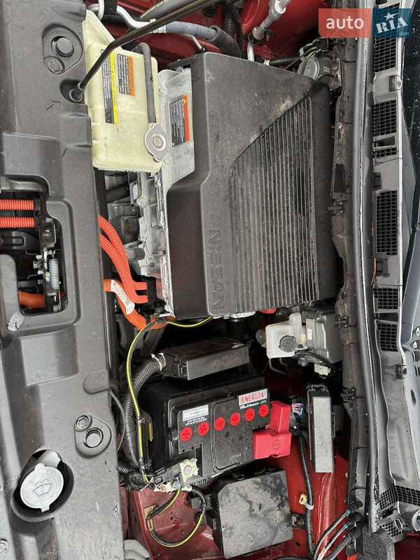 Хэтчбек Nissan Leaf 2020 в Переяславе