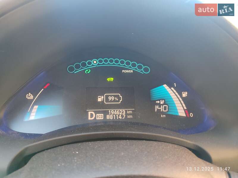 Хэтчбек Nissan Leaf 2015 в Виннице