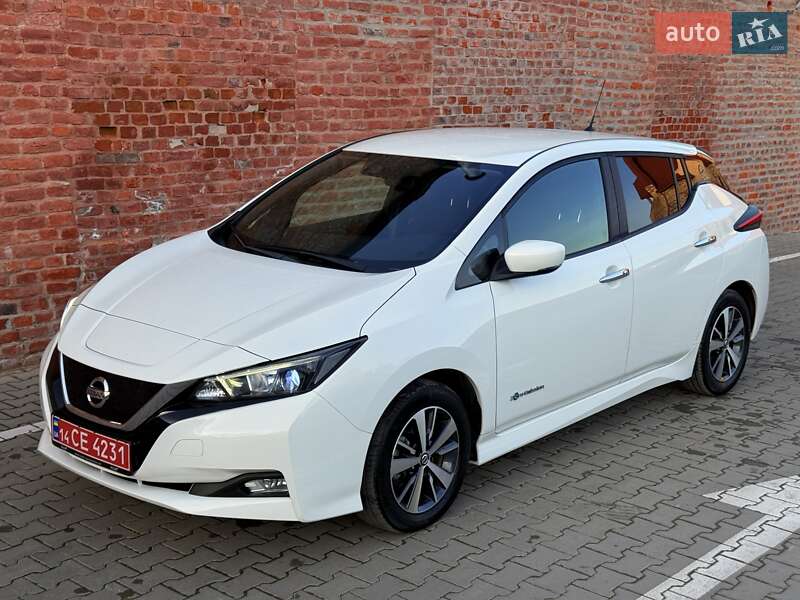 Nissan Leaf 2021