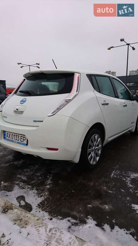 Nissan Leaf 2014