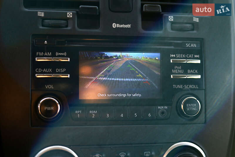 Хэтчбек Nissan Leaf 2013 в Нововолынске