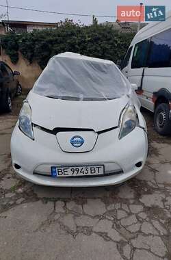 Хэтчбек Nissan Leaf 2013 в Николаеве