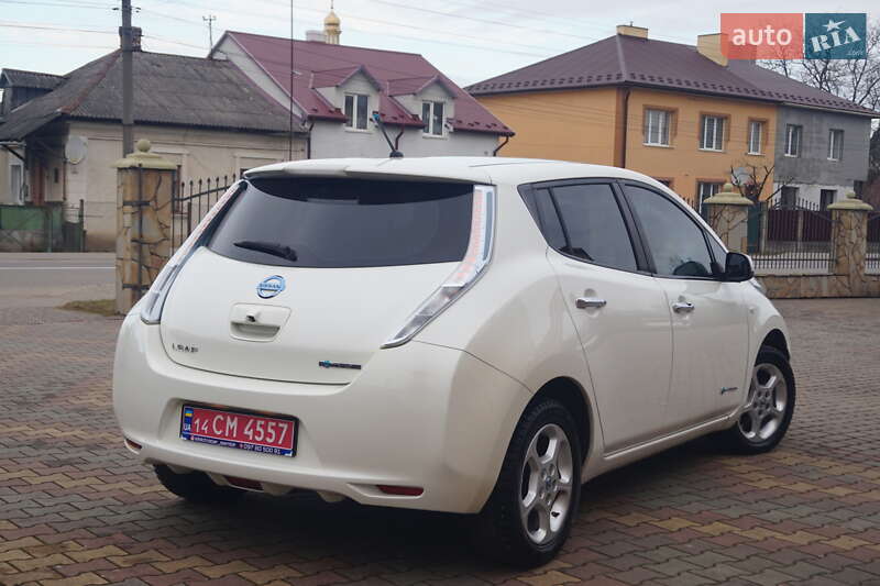 Хетчбек Nissan Leaf 2013 в Самборі фото 10 Хетчбек Nissan Leaf 2013 в Самборі