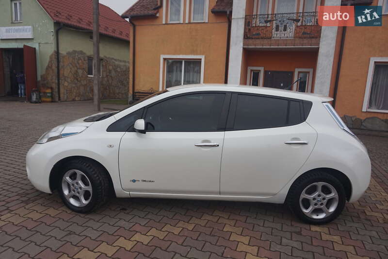 Хетчбек Nissan Leaf 2013 в Самборі фото 23 Хетчбек Nissan Leaf 2013 в Самборі