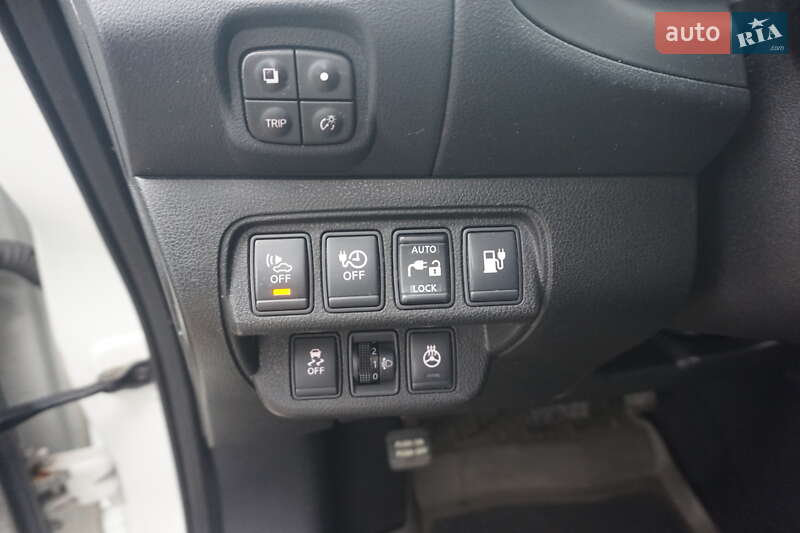 Хетчбек Nissan Leaf 2013 в Самборі фото 31 Хетчбек Nissan Leaf 2013 в Самборі